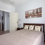 Voyage House