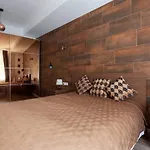 Voyage House